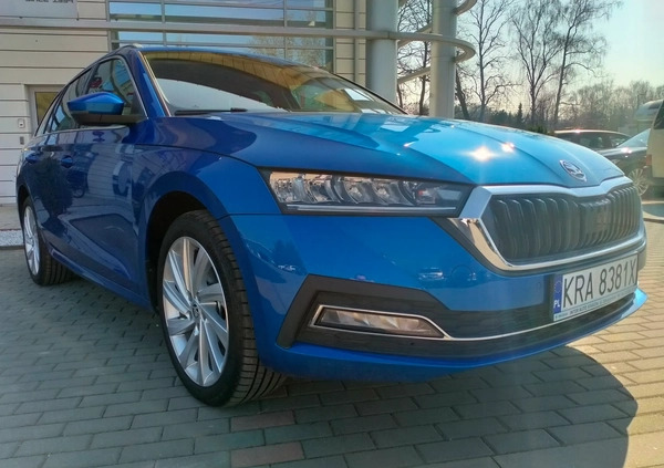 Skoda Octavia cena 109500 przebieg: 55000, rok produkcji 2022 z Skawina małe 191